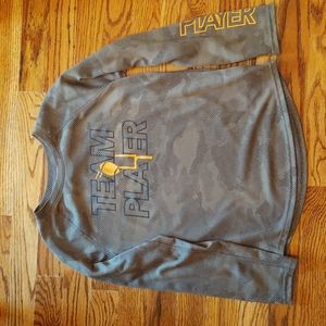 Little boys long sleeve t-shirt. Old Navy Active.